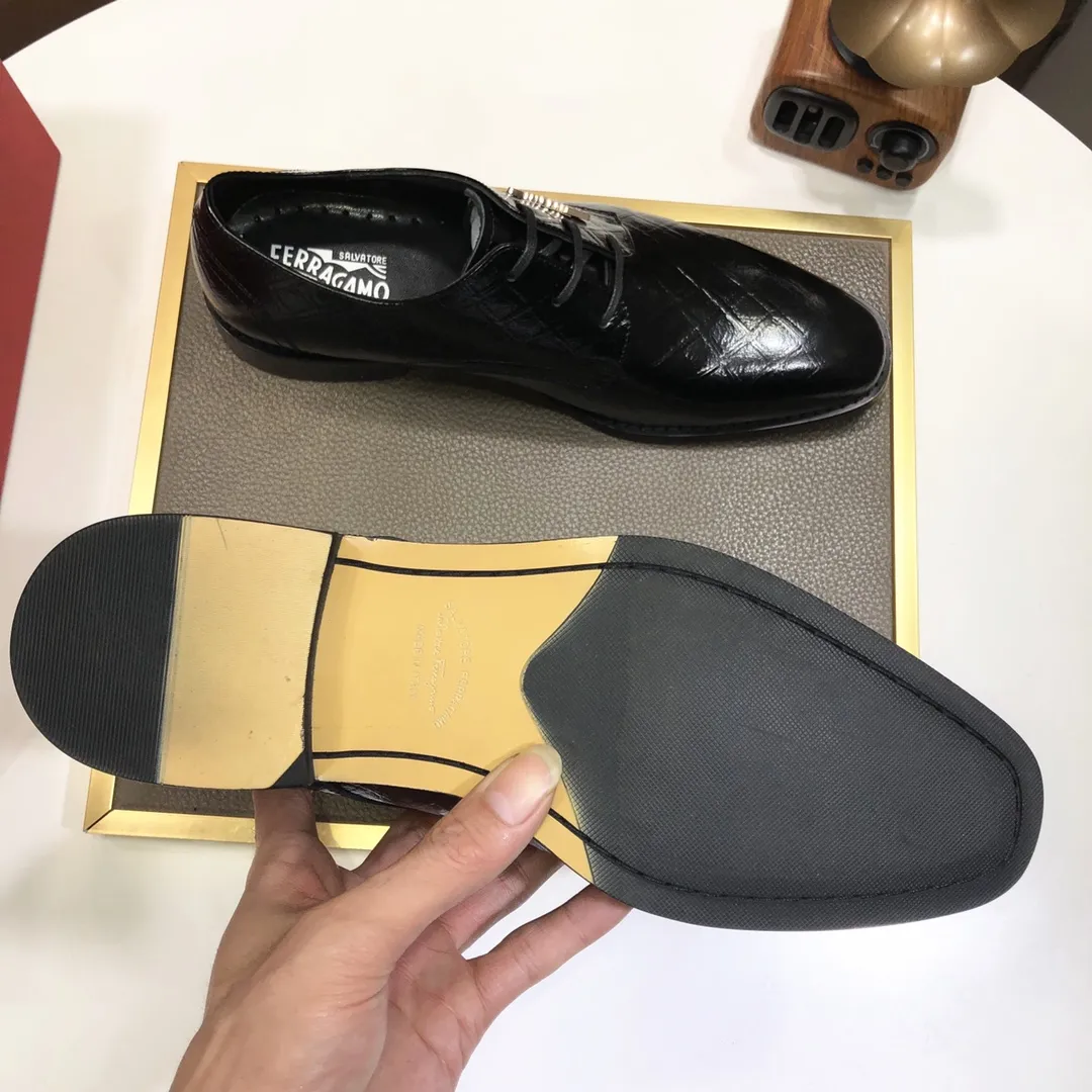 Men's shoes 💰480💰[Ferragamo/Ferragamo] The latest model in the counter, original imported cowhide fabric + sheepskin lining + original luxury metal buckle + original combination outsole, no pressure in comparison 38--44 (custom-made for 45, non-refundable)